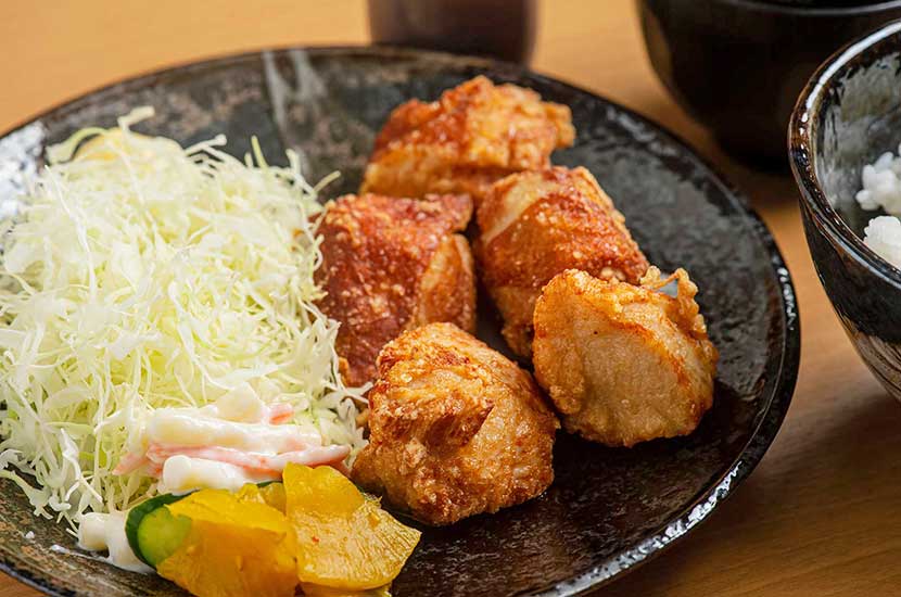 大分・中津からあげ眞 六郷店